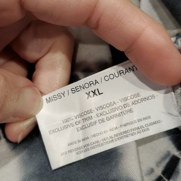 Bandolino Sz XXL Black White Ombre Tie-Dye Embellished Viscose Plus Blouse 524 - Picture 10 of 10